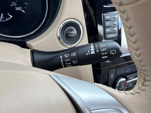 Used 2015 Nissan Rogue SL w/ SL Premium Package image 23