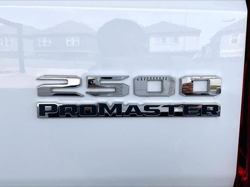 Used 2023 RAM ProMaster 2500 w/ Convenience Group image 10