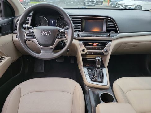 Used 2018 Hyundai Elantra SEL image 6