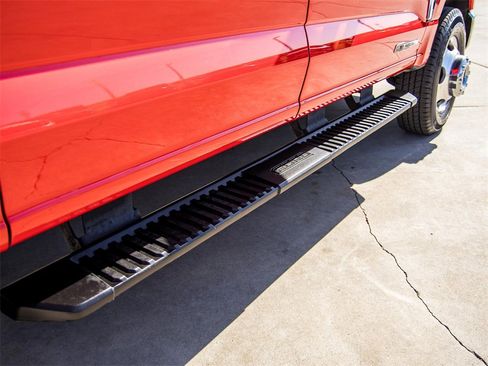 Used 2024 Ford F350 XL w/ FX4 Off-Road Package image 12