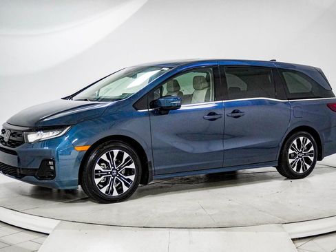Used 2025 Honda Odyssey Elite image 4