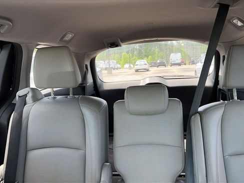 Used 2019 Honda Odyssey EX-L image 34