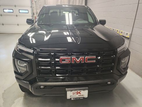 New 2026 GMC Canyon Elevation w/ Convenience Package image 6