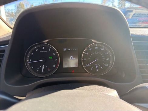 Used 2017 Hyundai Elantra SE w/ SE A/T Tech Package 03 image 7