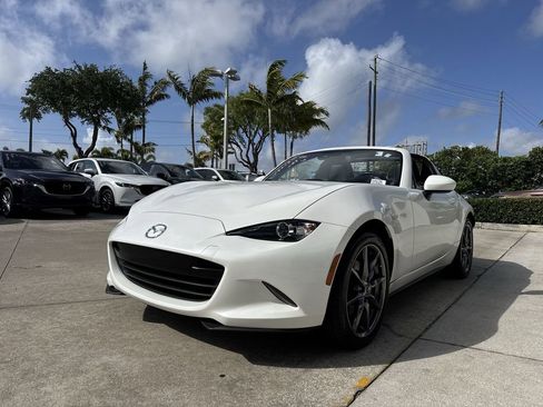 Used 2019 MAZDA MX-5 Miata RF Grand Touring RWD image 31