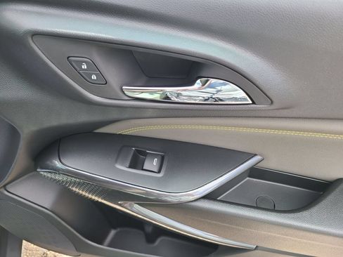 New 2026 Chevrolet Trax ACTIV w/ Driver Confidence Package FWD image 25
