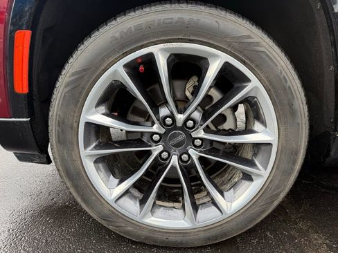 Used 2022 Jeep Wagoneer Series II w/ Premium Group I image 11