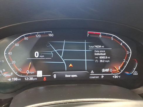 Used 2021 BMW 530i xDrive w/ Convenience Package image 11