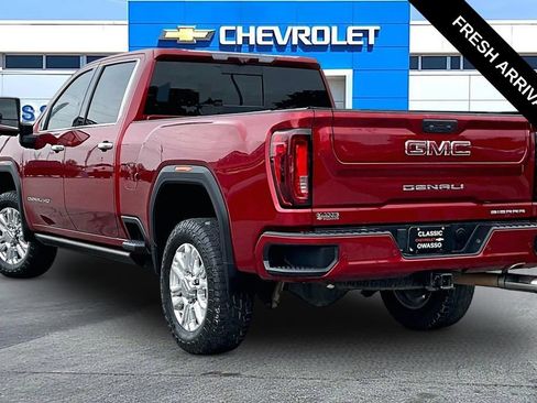 Used 2022 GMC Sierra 2500 Denali w/ Denali Ultimate Package AWD/4WD image 3