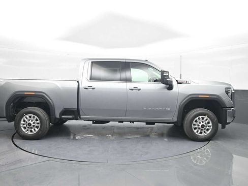 New 2026 GMC Sierra 2500 SLE w/ SLE Value Package; AWD/4WD image 9