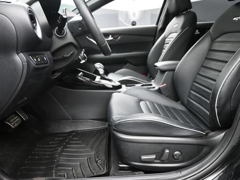 Used 2023 Kia Forte GT-Line w/ GT-Line Premium Package FWD image 15