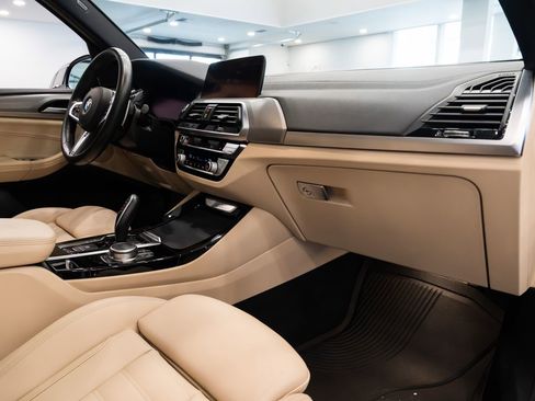 Used 2021 BMW X3 xDrive30i w/ M Sport Package image 10