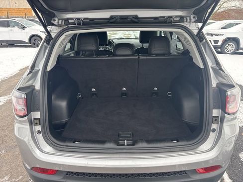 Certified 2021 Jeep Compass Latitude image 17