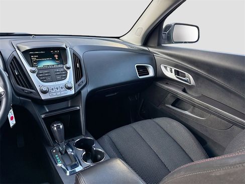 Used 2016 Chevrolet Equinox LT w/ Convenience Package image 19