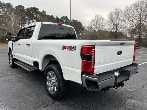 Used 2023 Ford F250 Lariat w/ Chrome Package image 24