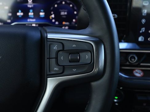 Used 2025 Chevrolet Silverado 1500 LT image 14