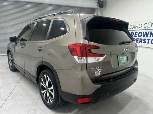 Used 2020 Subaru Forester Limited AWD/4WD image 6