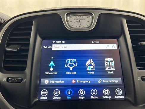 Used 2023 Chrysler 300 Touring L w/ Popular Equipment Group image 15