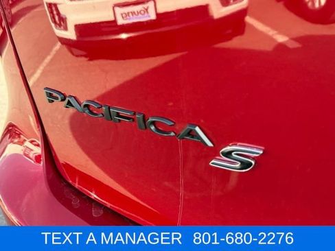 New 2026 Chrysler Pacifica Select w/ S Appearance Package AWD/4WD image 11