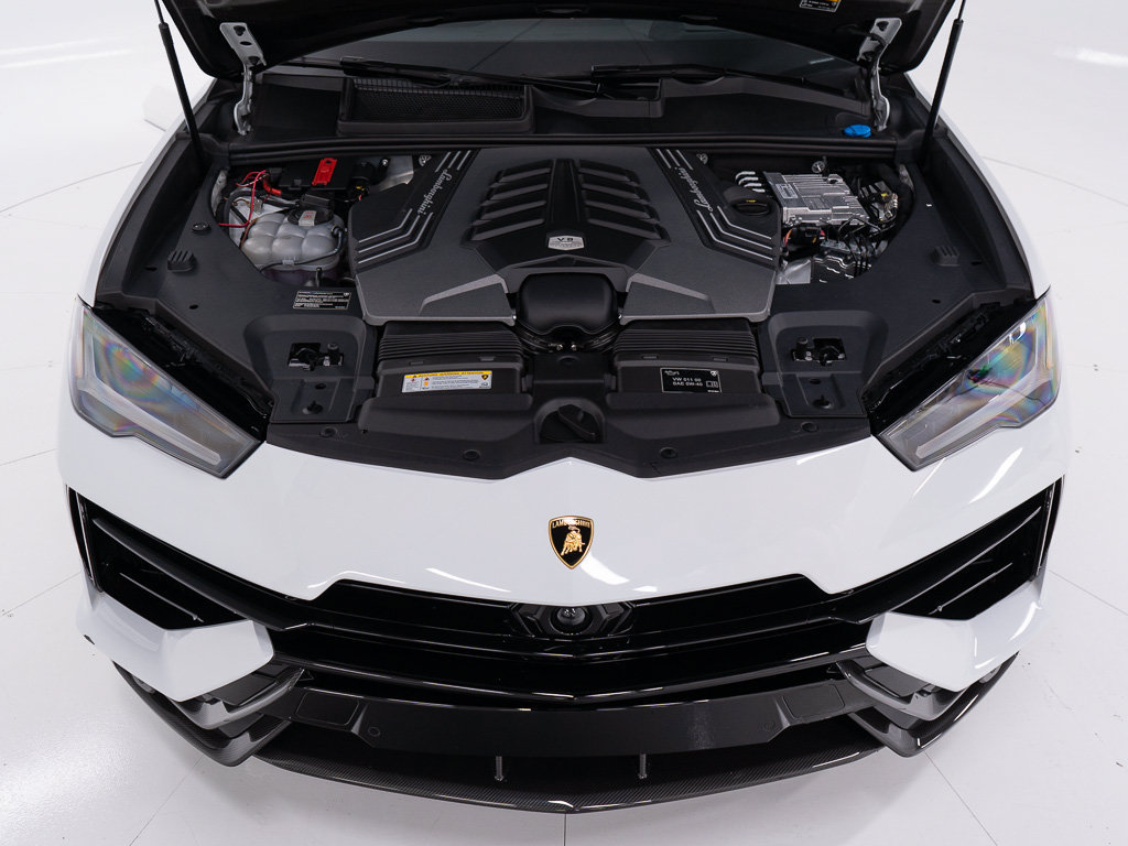 Used 2024 Lamborghini Urus Performante AWD/4WD image 47