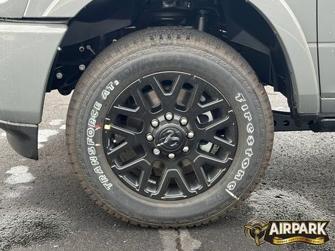 New 2026 RAM 2500 Power Wagon AWD/4WD image 9
