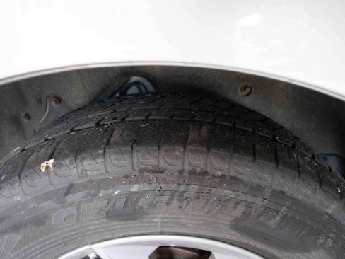 Used 2021 Toyota Sienna XLE AWD/4WD image 31