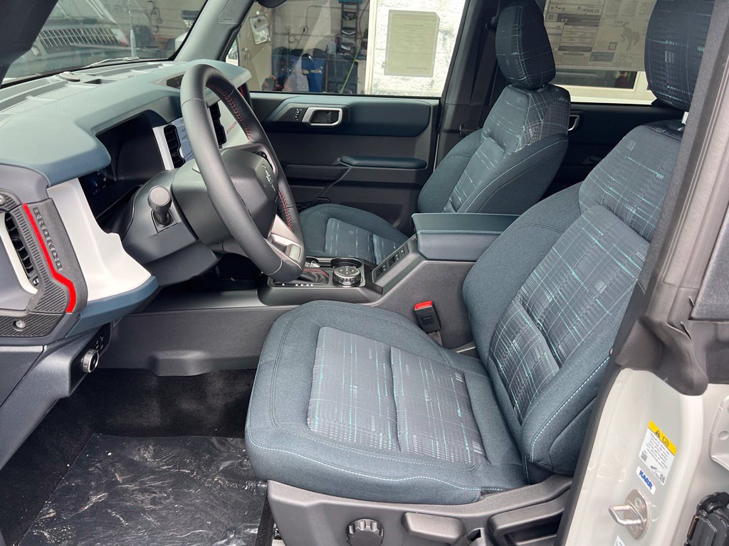 New 2026 Ford Bronco Heritage Edition AWD/4WD image 12