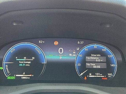 Used 2026 Toyota Camry XLE FWD image 11