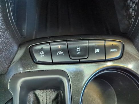 Used 2025 Chevrolet TrailBlazer LT AWD/4WD image 13