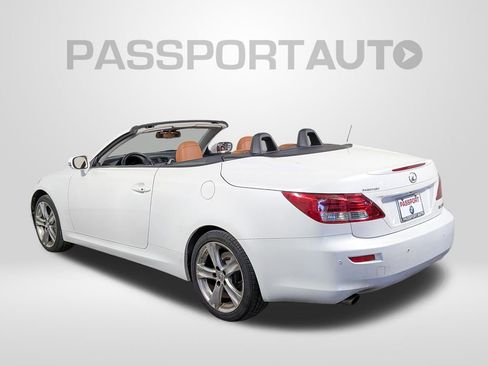 Used 2012 Lexus IS 350C w/ Luxury Pkg RWD image 1