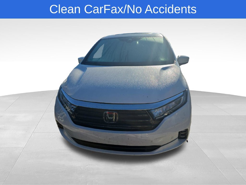 Used 2023 Honda Odyssey Elite image 2