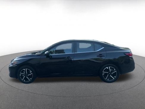 Used 2025 Nissan Sentra SV FWD image 8