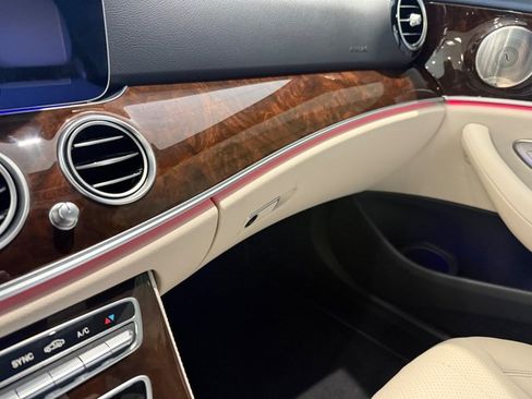 Used 2022 Mercedes-Benz E 350 Sedan image 24