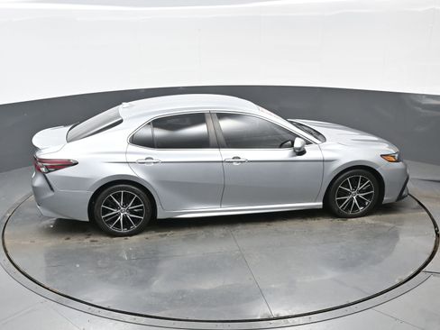 Used 2023 Toyota Camry SE image 41