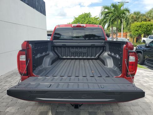 New 2026 GMC Canyon Elevation w/ Convenience Package RWD image 11