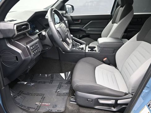 Used 2025 Toyota 4Runner TRD Off-Road image 15