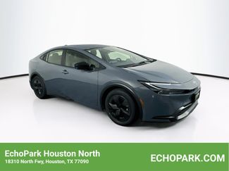 Used 2025 Toyota Prius LE FWD video 1