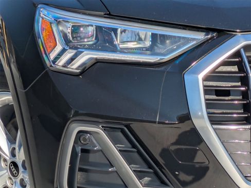 Used 2023 Audi Q3 2.0T Premium w/ Convenience Package image 25