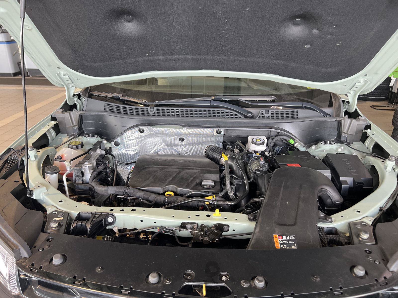 Used 2024 Chevrolet Trax RS FWD image 10