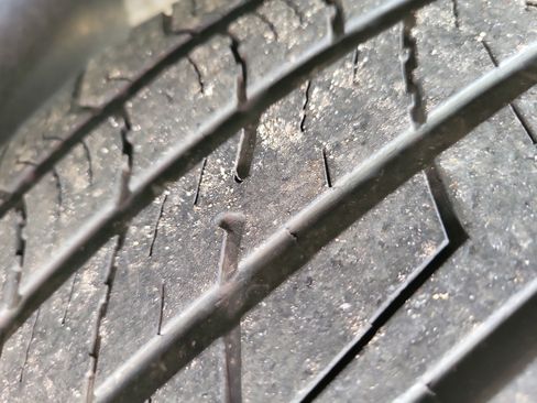 Used 2014 Ford Taurus SEL image 9