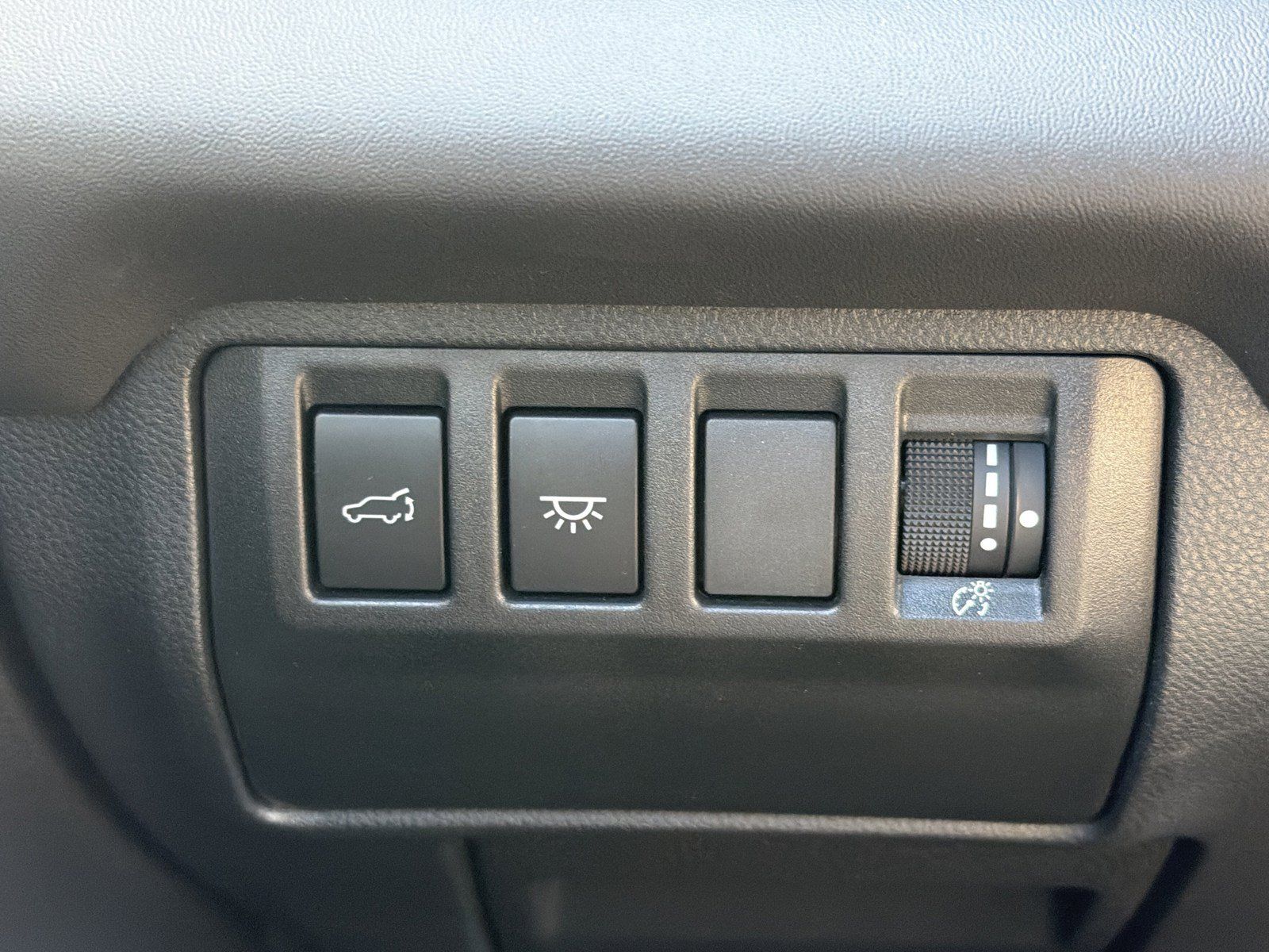 Used 2025 Subaru Ascent Bronze Edition AWD/4WD image 26