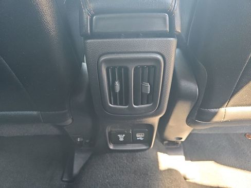 Used 2020 Jeep Compass Limited AWD/4WD image 17