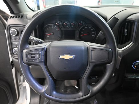 Used 2022 Chevrolet Silverado 1500 Custom image 22