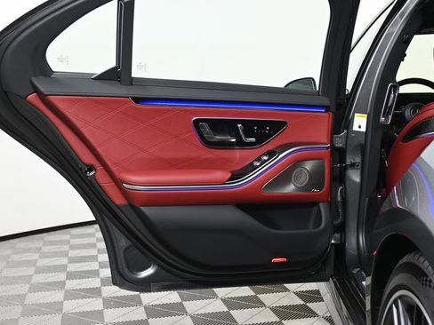 New 2026 Mercedes-Benz S 63 AMG S image 30