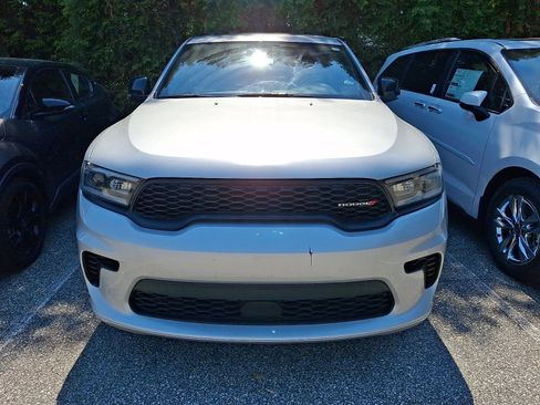 Used 2024 Dodge Durango GT AWD/4WD image 2
