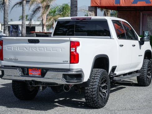 Used 2020 Chevrolet Silverado 3500 LTZ w/ LTZ Plus Package image 11