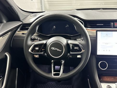 Used 2026 Jaguar F-PACE R-Dynamic S AWD/4WD image 14