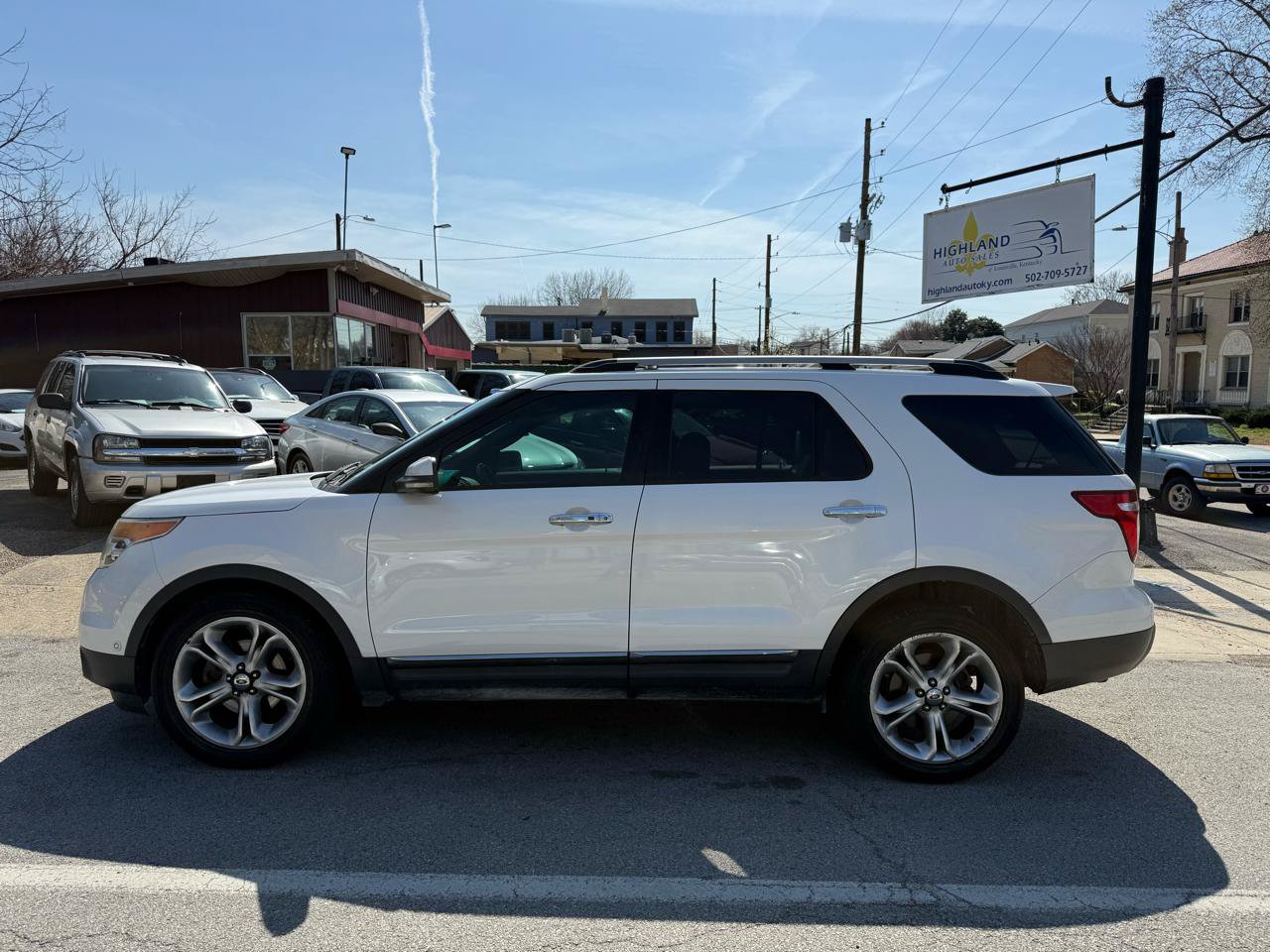 Used 2013 Ford Explorer Limited AWD/4WD image 2