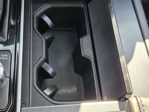 Certified 2024 Toyota Sequoia Platinum image 17