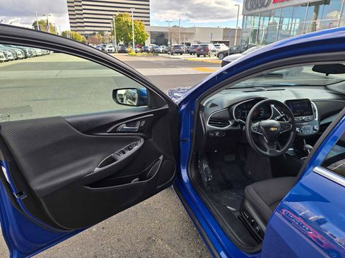 Used 2023 Chevrolet Malibu LT image 21